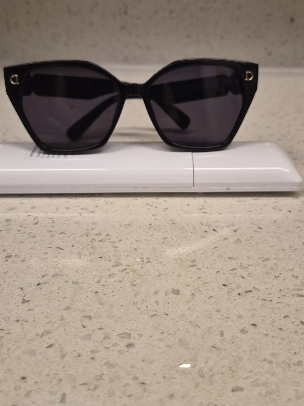 N/A accessory sun protection